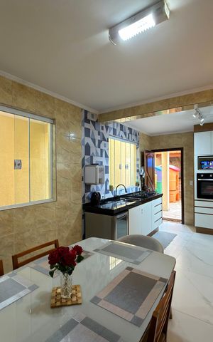 Casa para alugar com 190m², 3 quartos e 2 vagas Casa para alugar com 190m², 3 quartos e 2 vagasCopa/Cozinha