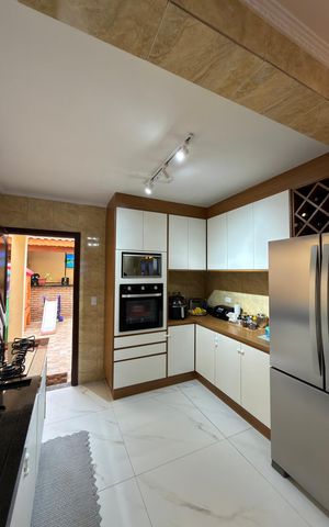 Casa para alugar com 190m², 3 quartos e 2 vagas Casa para alugar com 190m², 3 quartos e 2 vagasCopa/Cozinha