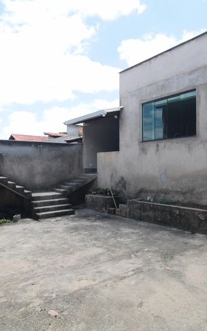 Casa para alugar com 360m², 3 quartos e 4 vagasQuintal