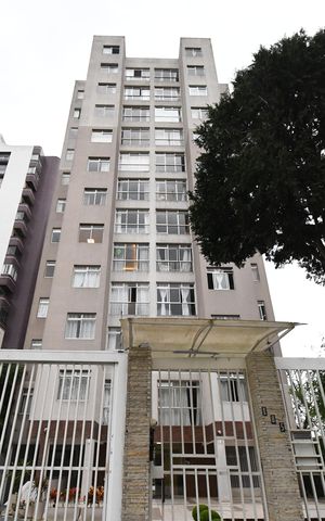 Apartamento à venda com 77m², 2 quartos e 1 vagaFachada