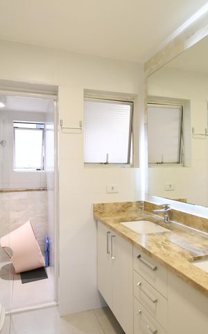 Apartamento à venda com 77m², 2 quartos e 1 vagaBanheiro da Suíte