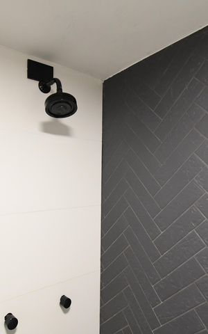 Apartamento à venda com 77m², 2 quartos e 1 vagaBanheiro 2
