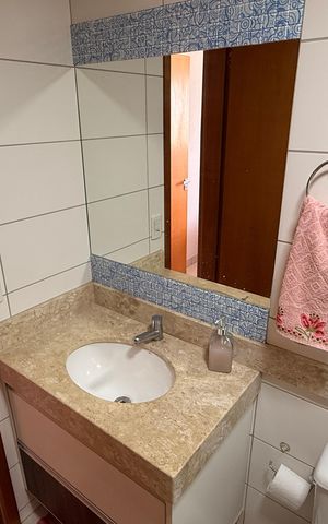 Apartamento à venda com 77m², 2 quartos e 2 vagasBanheiro do Quarto 1