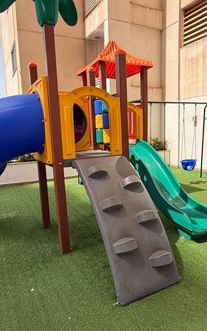 Apartamento à venda com 77m², 2 quartos e 2 vagasÁrea comum - Playground