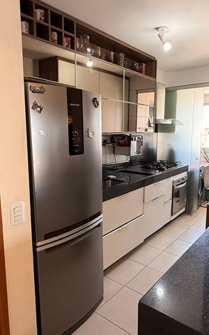 Apartamento à venda com 77m², 2 quartos e 2 vagasCozinha