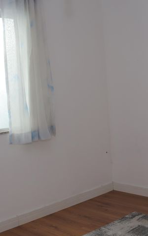 Casa para alugar com 72m², 2 quartos e 2 vagas Casa para alugar com 72m², 2 quartos e 2 vagasQuarto 1