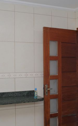 Casa para alugar com 72m², 2 quartos e 2 vagas Casa para alugar com 72m², 2 quartos e 2 vagasCozinha