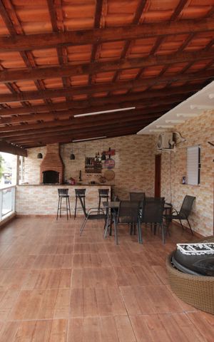 Casa de condomínio para alugar com 145m², 2 quartos e 1 vagaQuintal/Terraço