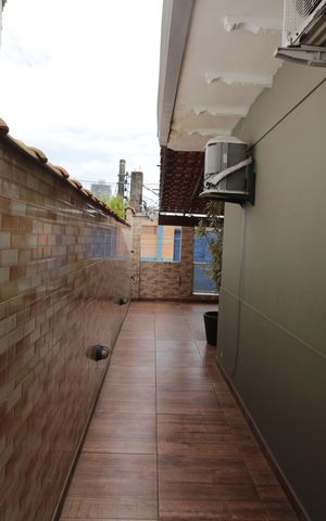 Casa de condomínio para alugar com 145m², 2 quartos e 1 vagaCorredor