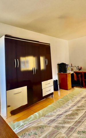 Casa à venda com 220m², 5 quartos e 3 vagas Casa à venda com 220m², 5 quartos e 3 vagasQuarto 1