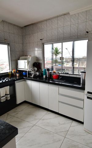 Casa à venda com 110m², 3 quartos e 2 vagasCozinha