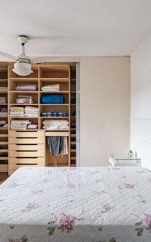 Casa à venda com 180m², 3 quartos e 2 vagasSuíte
