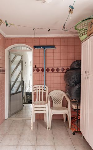 Casa à venda com 180m², 3 quartos e 2 vagasÁrea de Serviço