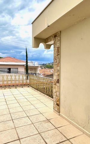 Casa para alugar com 270m², 3 quartos e 5 vagas Casa para alugar com 270m², 3 quartos e 5 vagasSacada da Suíte