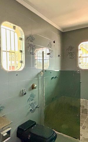 Casa para alugar com 270m², 3 quartos e 5 vagas Casa para alugar com 270m², 3 quartos e 5 vagasBanheiro da Suíte
