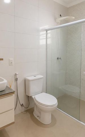 Casa para alugar com 330m², 4 quartos e sem vaga Casa para alugar com 330m², 4 quartos e sem vagaBanheiro