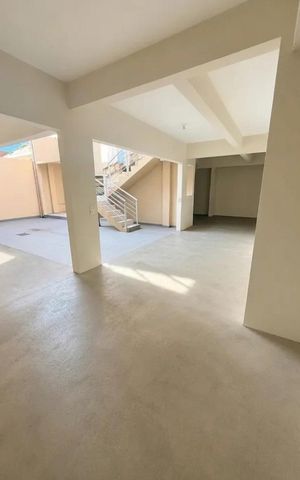 Casa para alugar com 330m², 4 quartos e sem vaga Casa para alugar com 330m², 4 quartos e sem vagaÁrea externa