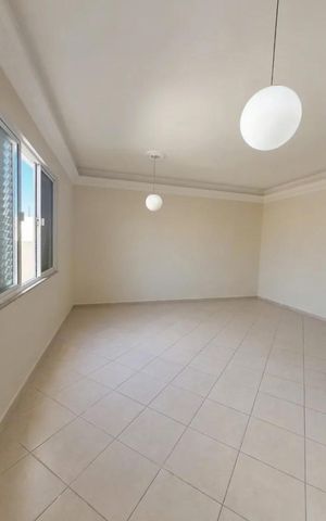Casa para alugar com 330m², 4 quartos e sem vaga Casa para alugar com 330m², 4 quartos e sem vagaSala