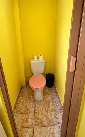 Casa à venda com 117m², 3 quartos e 3 vagas Casa à venda com 117m², 3 quartos e 3 vagasBanheiro 2