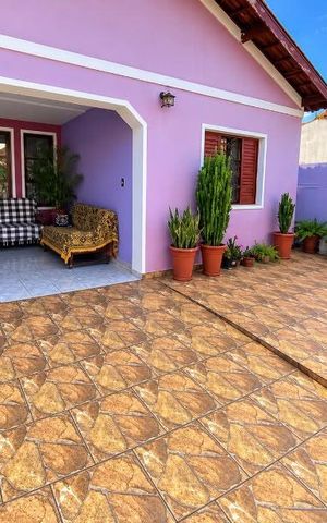 Casa à venda com 117m², 3 quartos e 3 vagas Casa à venda com 117m², 3 quartos e 3 vagasGaragem