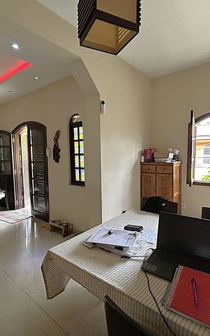 Casa à venda com 350m², 2 quartos e 1 vagaSala