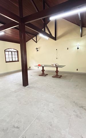 Casa à venda com 350m², 2 quartos e 1 vagaTerraço