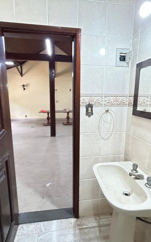 Casa à venda com 350m², 2 quartos e 1 vagaBanheiro do terraço