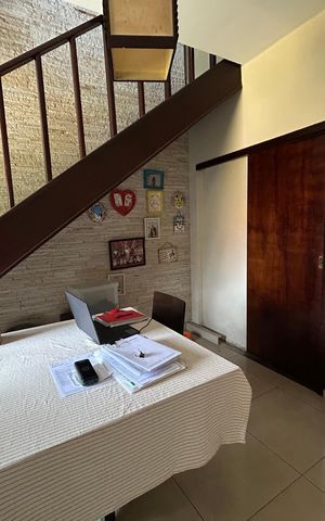 Casa à venda com 350m², 2 quartos e 1 vagaSala