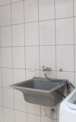 Casa à venda com 70m², 4 quartos e 2 vagasÁrea de Serviço