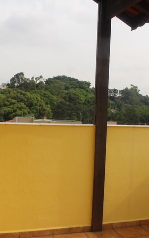 Casa à venda com 70m², 4 quartos e 2 vagasVaranda
