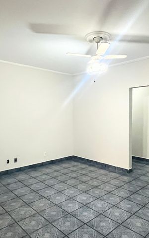 Casa para alugar com 200m², 3 quartos e 3 vagas