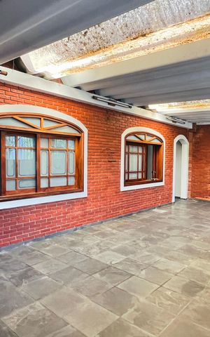 Casa para alugar com 200m², 3 quartos e 3 vagas