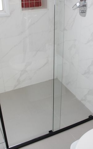 Casa de condomínio para alugar com 1050m², 3 quartos e 6 vagasSuíte 2 Banheiro