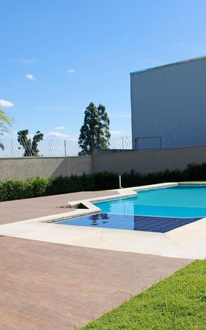 Casa de condomínio para alugar com 1050m², 3 quartos e 6 vagasPiscina
