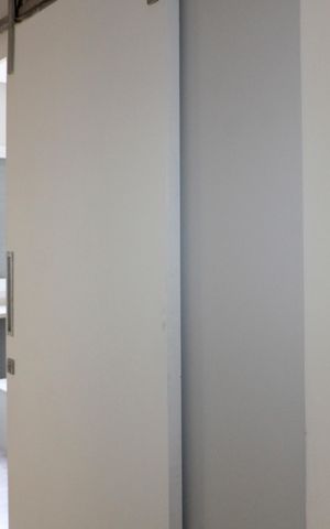 Casa de condomínio para alugar com 1050m², 3 quartos e 6 vagasCorredor