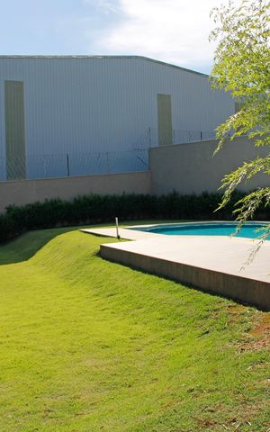 Casa de condomínio para alugar com 1050m², 3 quartos e 6 vagasPiscina