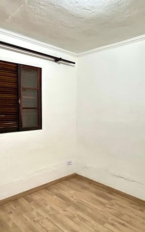 Casa para alugar com 70m², 1 quarto e sem vagaQuarto 