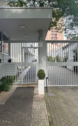 Casa de condomínio à venda com 165m², 3 quartos e 2 vagasFachada