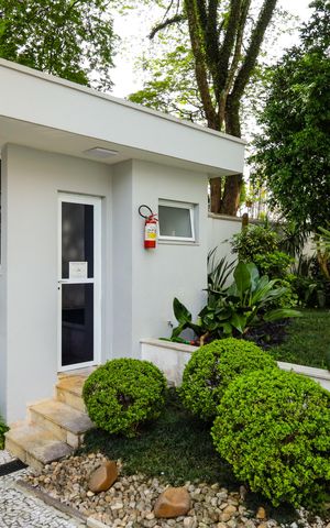 Casa de condomínio à venda com 165m², 3 quartos e 2 vagasÁrea verde