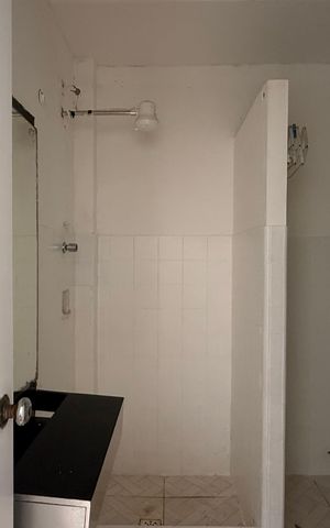 Apartamento para alugar com 60m², 1 quarto e sem vagaBanheiro