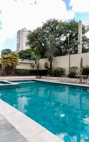 Apartamento para alugar com 180m², 3 quartos e 2 vagasÁrea comum - Piscina