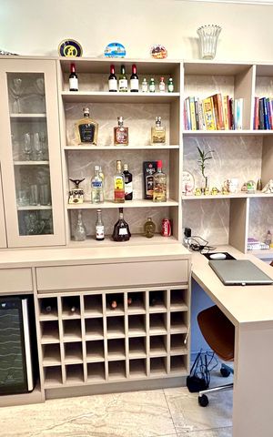 Apartamento para alugar com 180m², 3 quartos e 2 vagasEscritório
