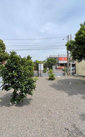 Casa para alugar com 110m², 2 quartos e 5 vagas