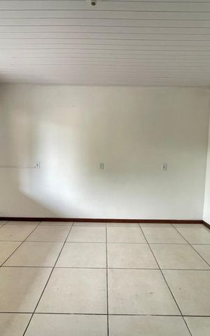 Casa para alugar com 110m², 2 quartos e 5 vagas