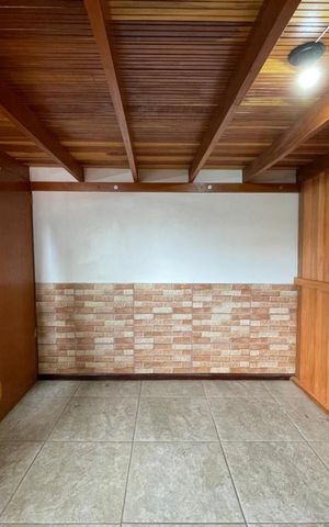 Casa para alugar com 110m², 2 quartos e 5 vagas