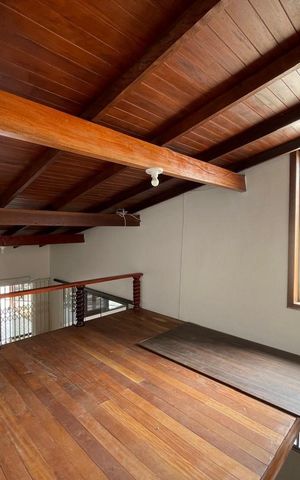 Casa para alugar com 110m², 2 quartos e 5 vagas