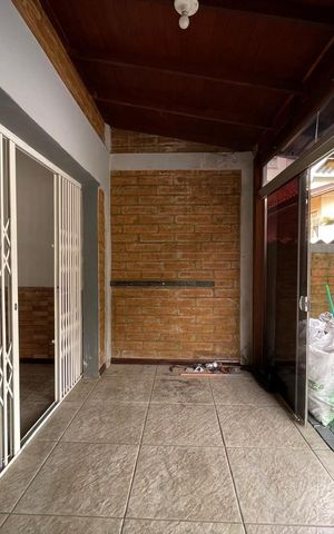 Casa para alugar com 110m², 2 quartos e 5 vagas