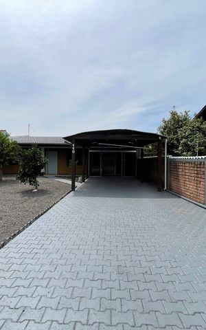 Casa para alugar com 110m², 2 quartos e 5 vagas