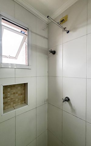 Apartamento para alugar com 50m², 2 quartos e 1 vaga Apartamento para alugar com 50m², 2 quartos e 1 vagaBanheiro da Suíte