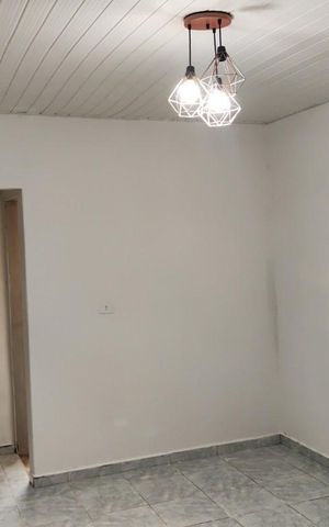 Casa para alugar com 252m², 3 quartos e sem vaga Casa para alugar com 252m², 3 quartos e sem vagaSala